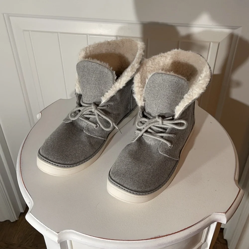 NWOT Madden Girl Musee Sneaker - Picture 4 of 10